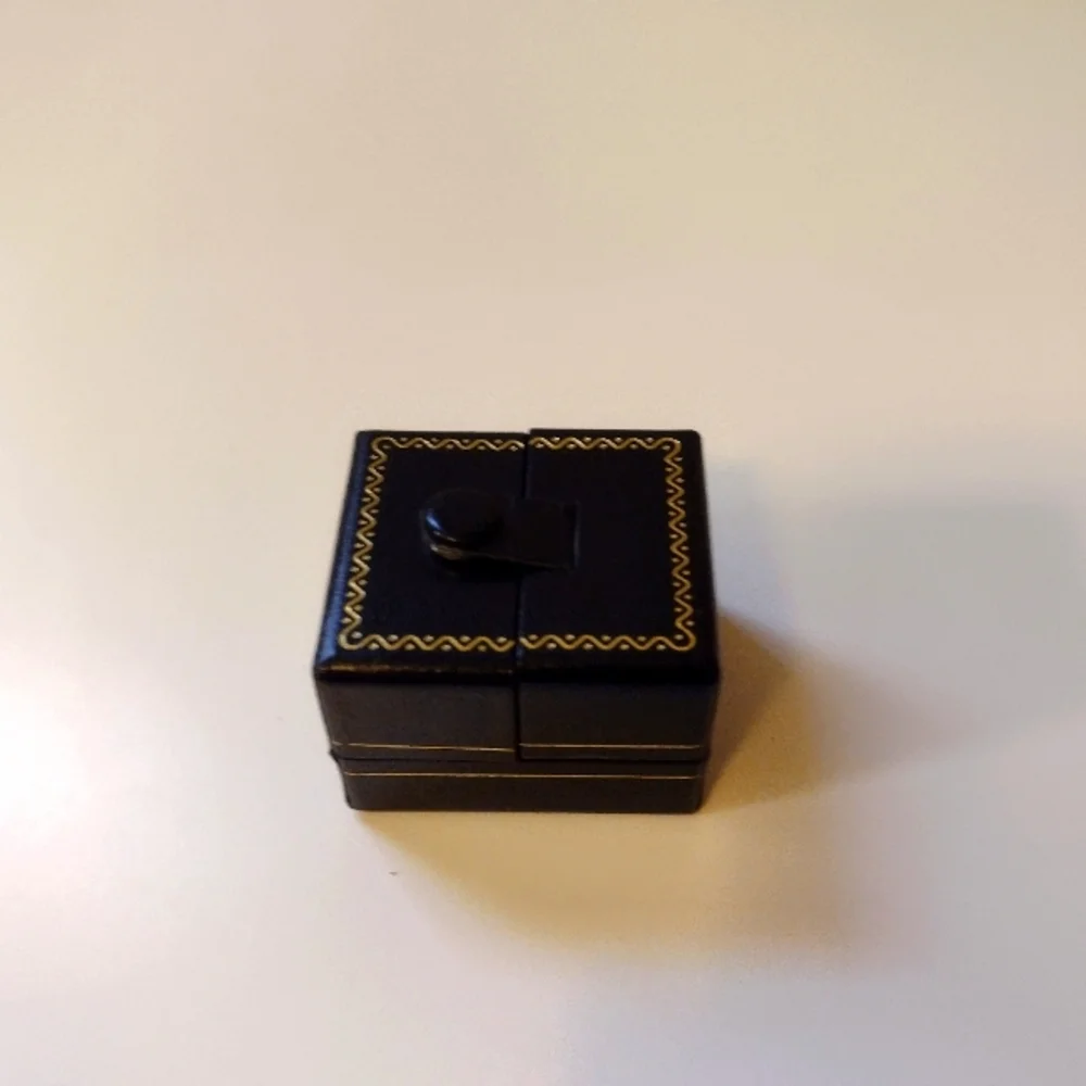 Women's Diamond Ring with Matching Band with Appraisal Report - Picture 5 of 7